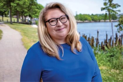 Kelly Bates asks supporters not to take out their anger on NBC 10